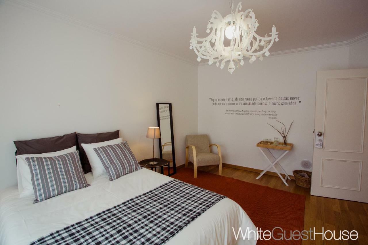 White Guest House Пеніші Екстер'єр фото